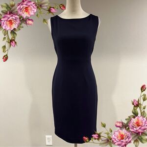 Elegant Black Sleeveless Dress